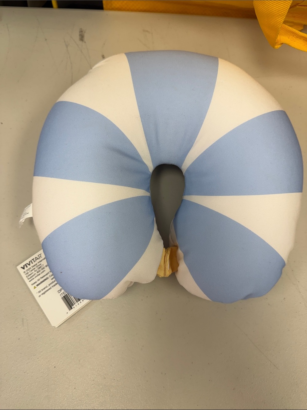 Vivitar plush to neck pillow convertible design 2 in one needs tlc new